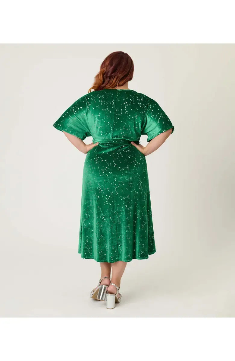 Modern A-Line V Neck Short Sleeve Velvet Ankle-Length Plus Size Prom Dress