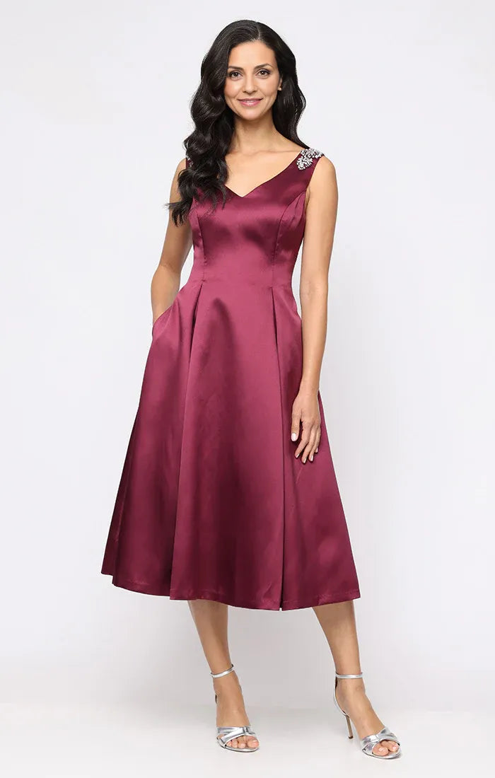 Modern A-Line V Neck Sleevless Backless Tea-Length Mother of the Bride Dress