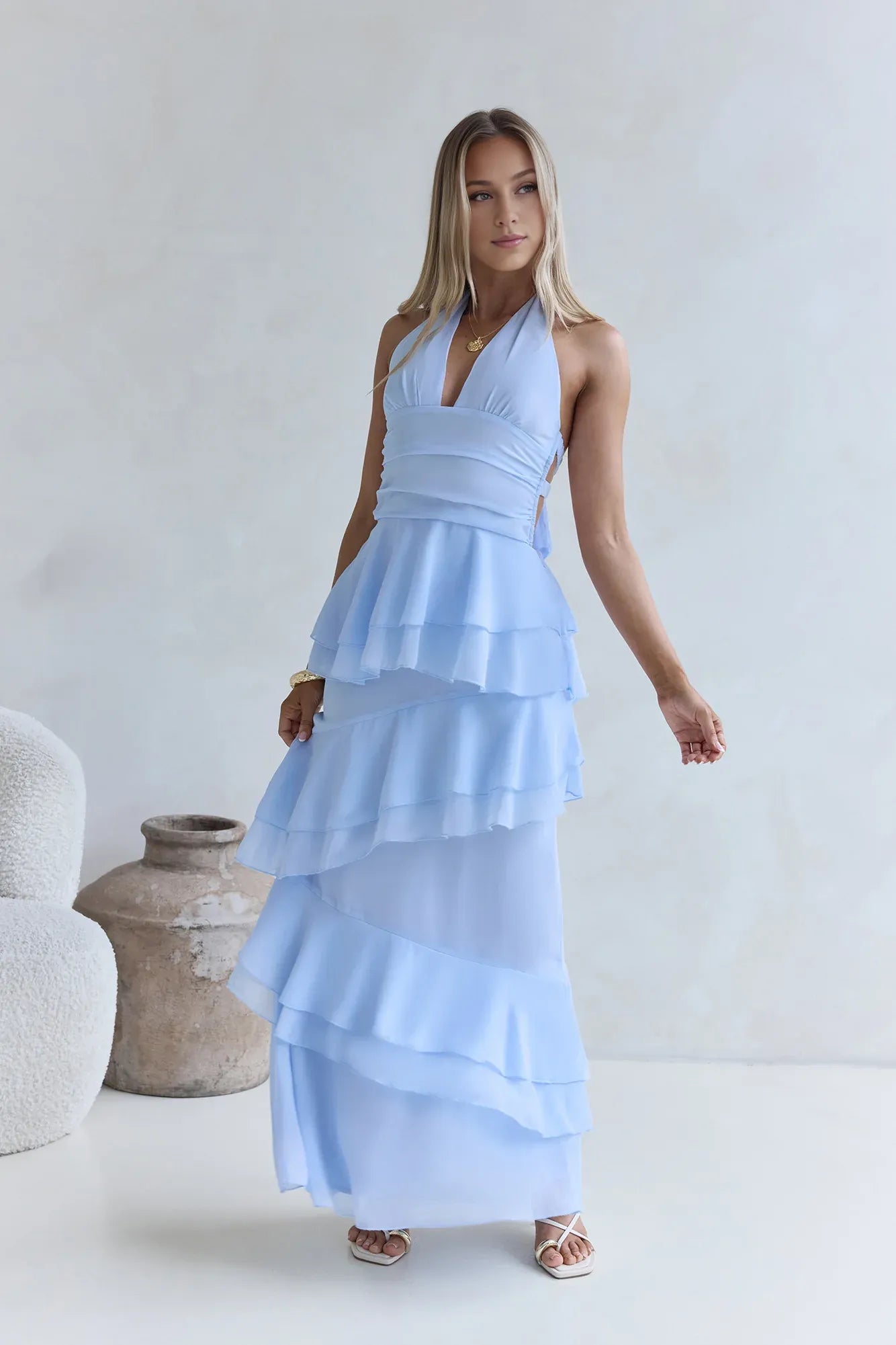 Modern Fitted Halter Neck Sleeveless Backless Floor-Length Cocktail Dress