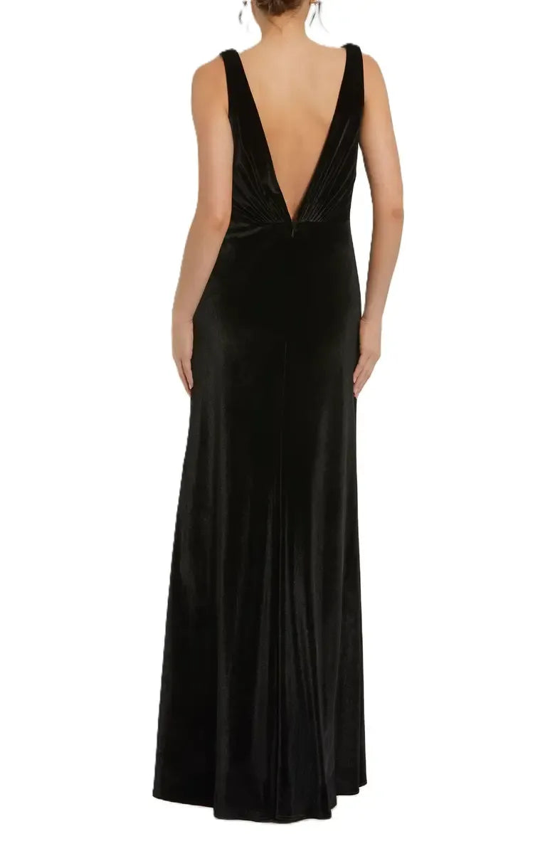 Modern Fitted V Neck Sleeveless Velvet Floor-Length Prom Dress