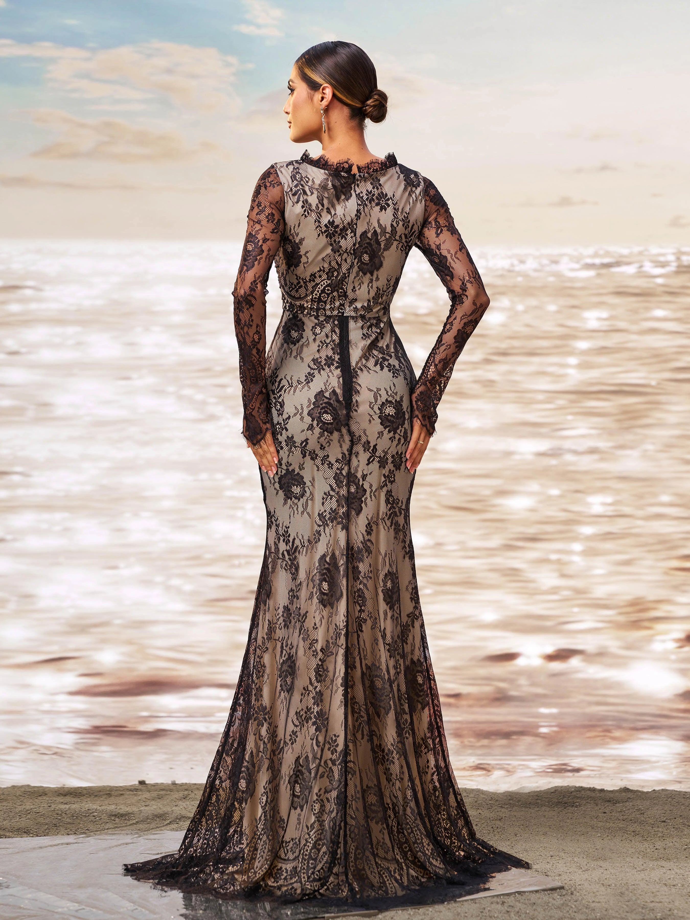 Modern Mermaid High Neck Long Sleeve Zipper Up Sweep/Brush Train Prom Dress