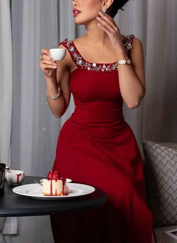 Modern Square Neck Sleeveless Sheath Pleated Satin Sweep Train Prom Dress