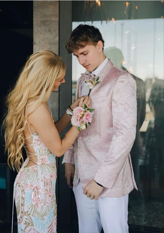 Vestidos de fiesta modestos con tirantes finos, aberturas con lentejuelas y cordones en la espalda 