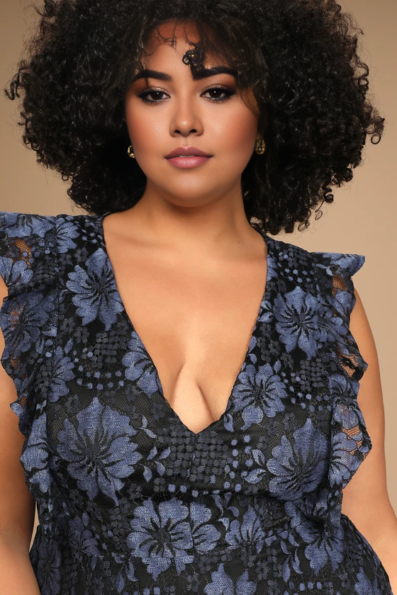 Weitese Formal Women's Dresses Deep V Neck Navy Blue Lace Ruffled Tiered Sleeveless Maxi Dress Prom Dress Stores