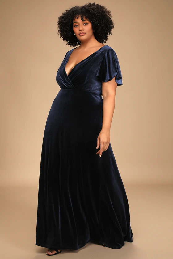 Vestidos formales de Weitese para mujer: vestido largo de terciopelo azul marino con mangas onduladas, ¡absolutamente sorprendente! En tiendas de vestidos de fiesta. 