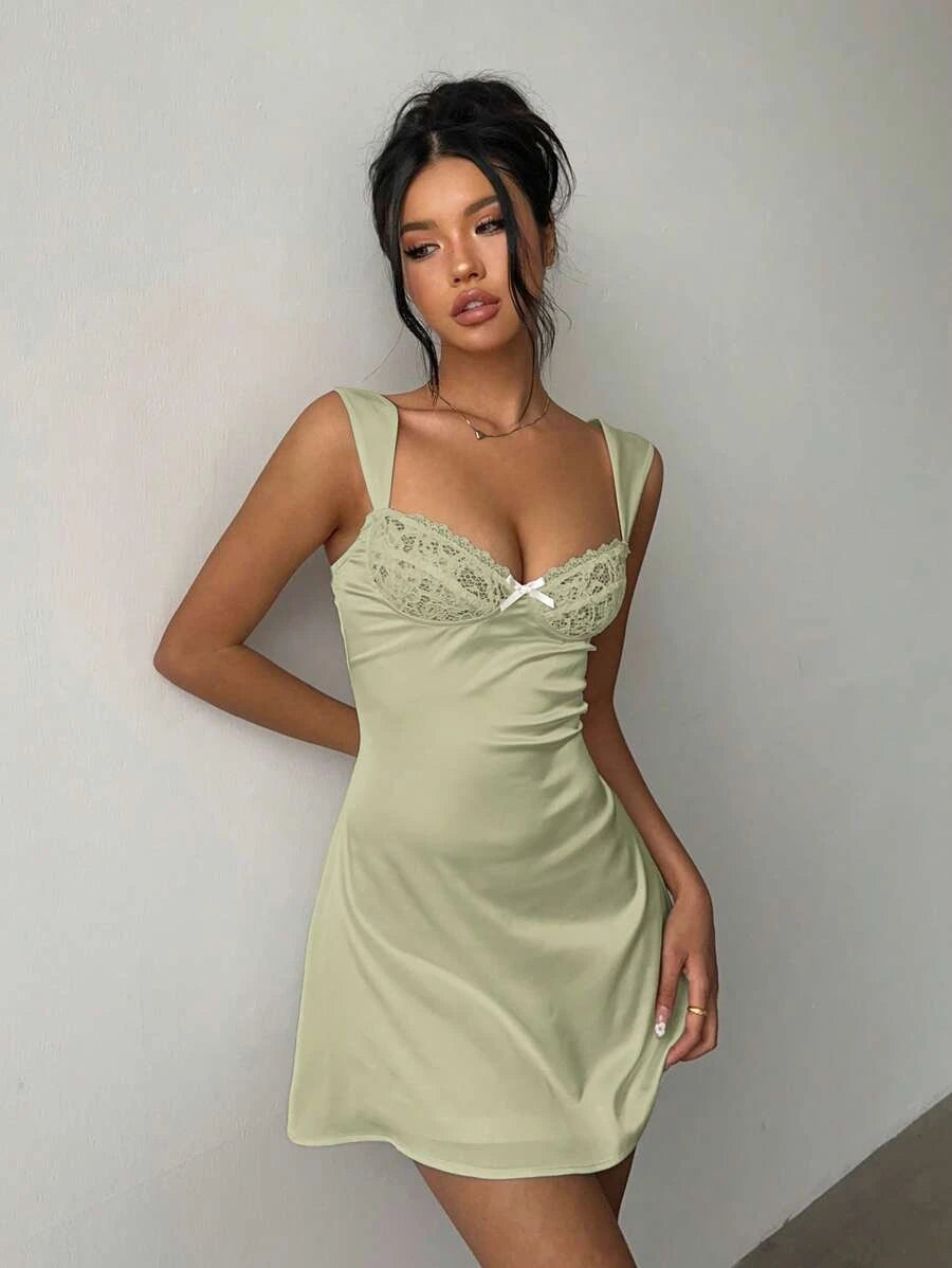 New A-Line Sweetheart Lace Satin Light Green Mini Homecoming Dress Hot Sale