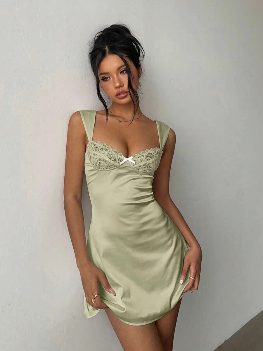 New A-Line Sweetheart Lace Satin Light Green Mini Homecoming Dress Hot Sale