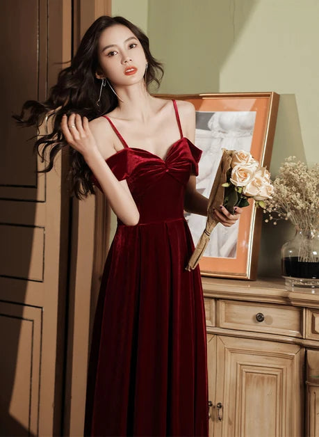Burgundy Velvet A-Line Sweetheart Zipper Back Ankle-Length Dress