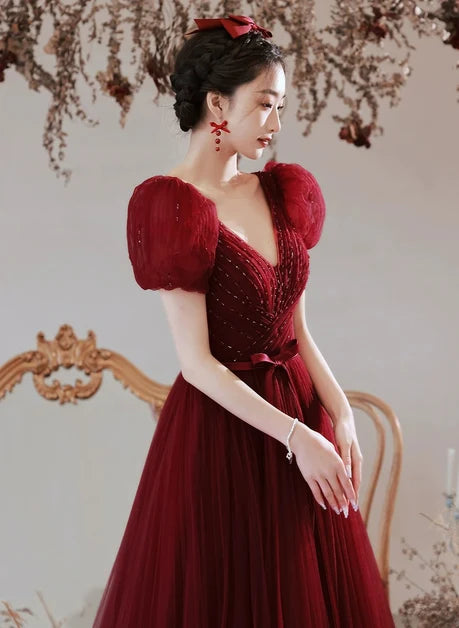 Burgundy Tulle A-Line V-Neck Lace-up Floor-Length Dress