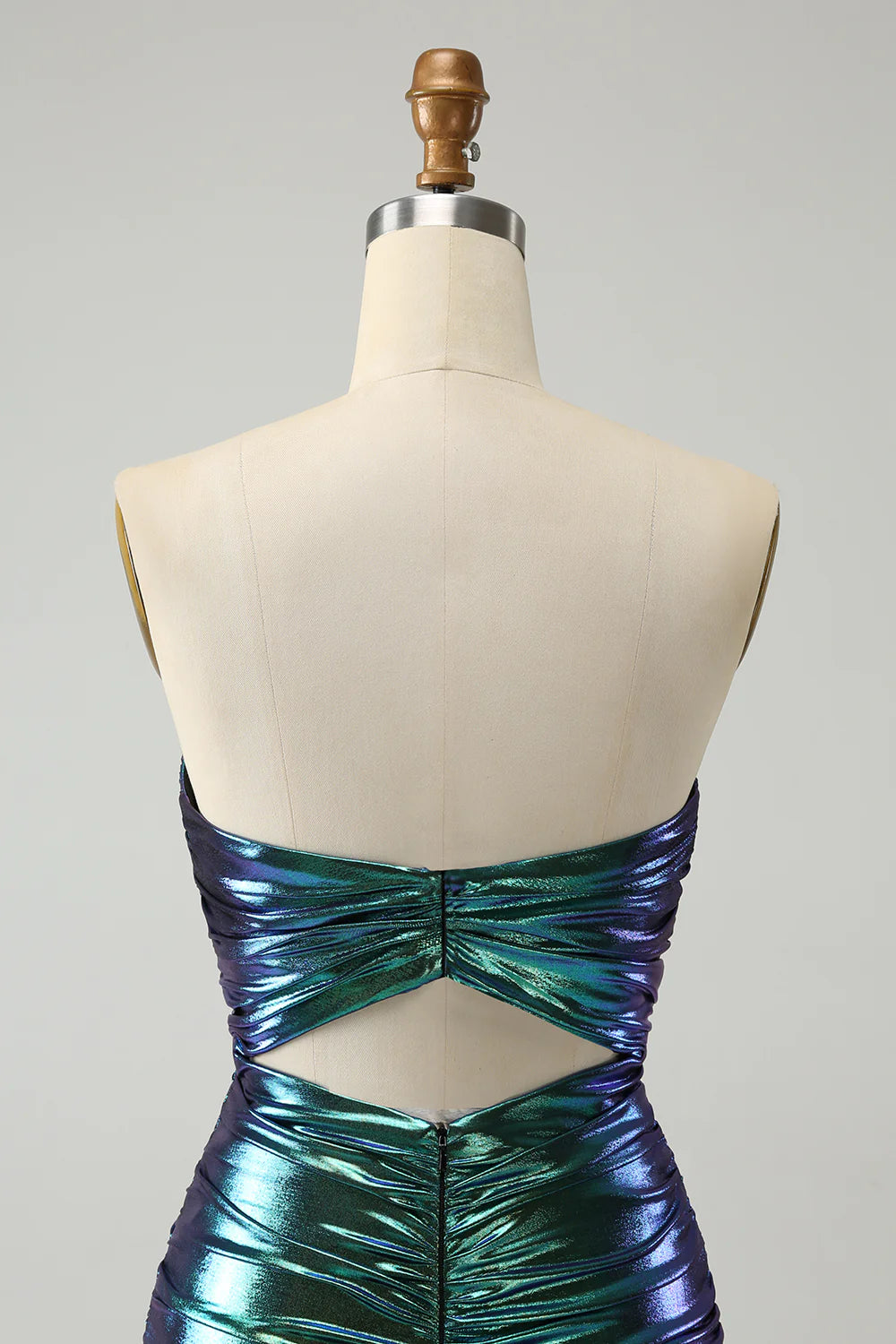 Robe de soirée moulante plissée à épaules dénudées et sans bretelles 