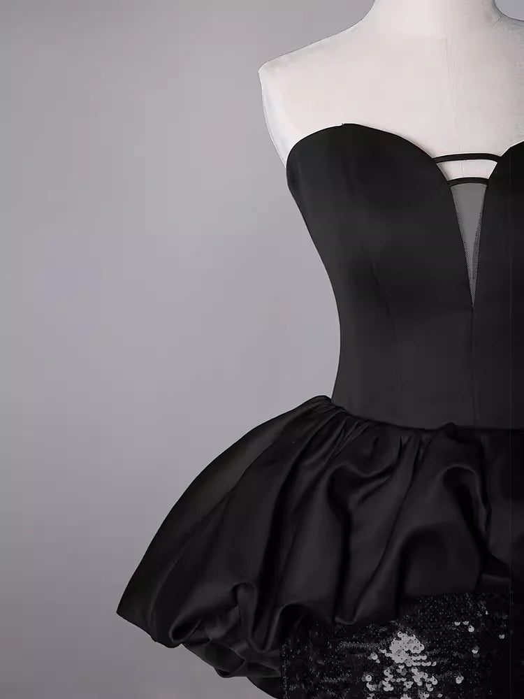 Vestidos de fiesta largos negros con lentejuelas y escote corazón y sirena con hombros descubiertos 