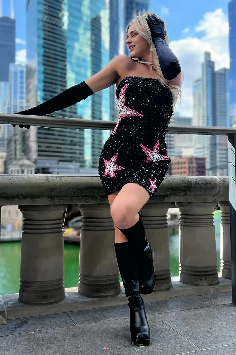 Robe de soirée courte moulante à épaules dénudées et paillettes scintillantes, sans bretelles 