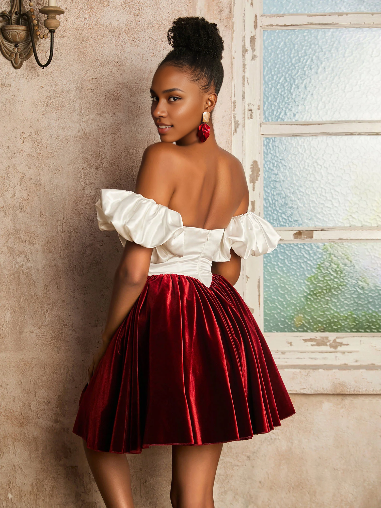 Off-the-Shoulder Sweetheart Short Homecoming Dress with Detachable Sleeves