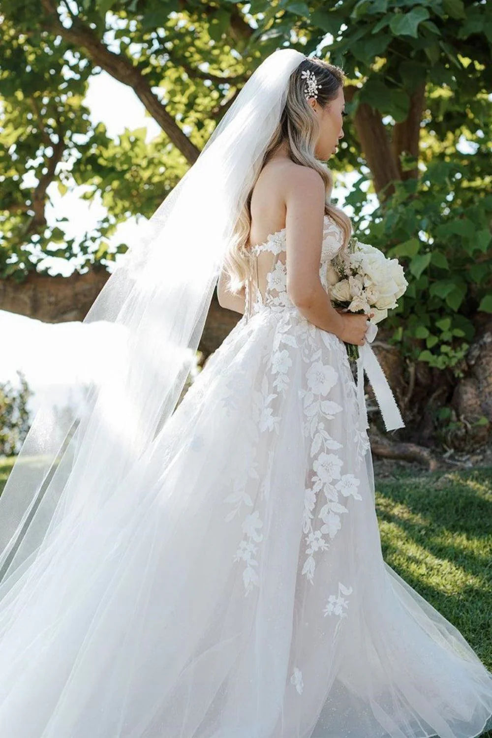 Off-the-Shoulder Gorgeous A Line Sweetheart Long Wedding Dress with Appliques