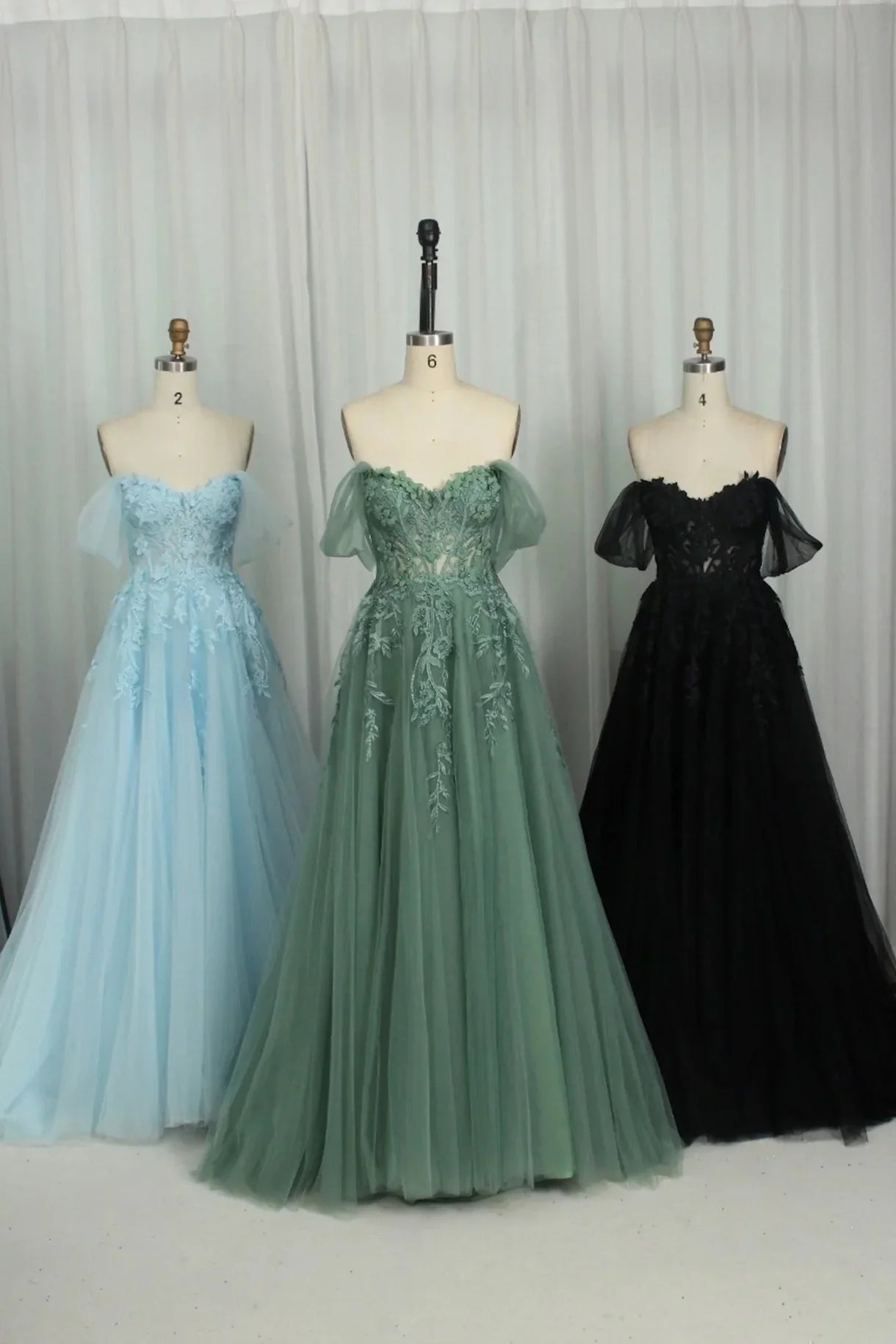 Off-the-Shoulder Tulle A-line Floral Sage Green Evening Dress Embroidery Strapless