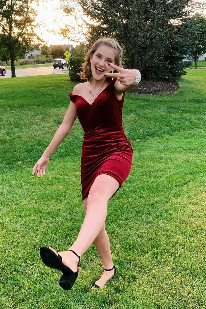 Off Shoulder Sleeveless Burgundy Velvet Bodycon Homecoming Dress
