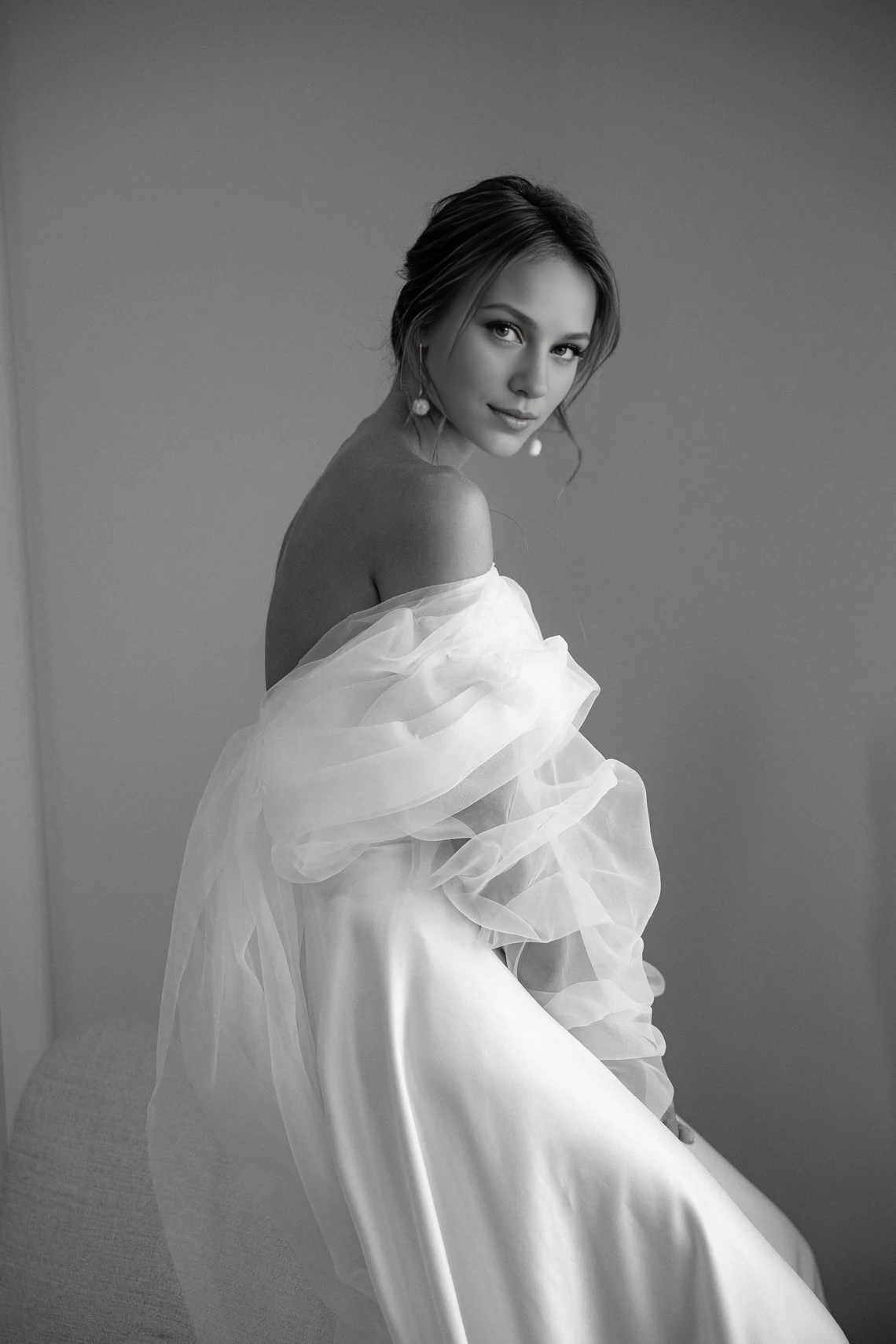 Off Shoulder Wedding Dress Air Wedding Dress Long Train Wedding Dress Romantic Wedding Dress Floor Length Long Sleeves