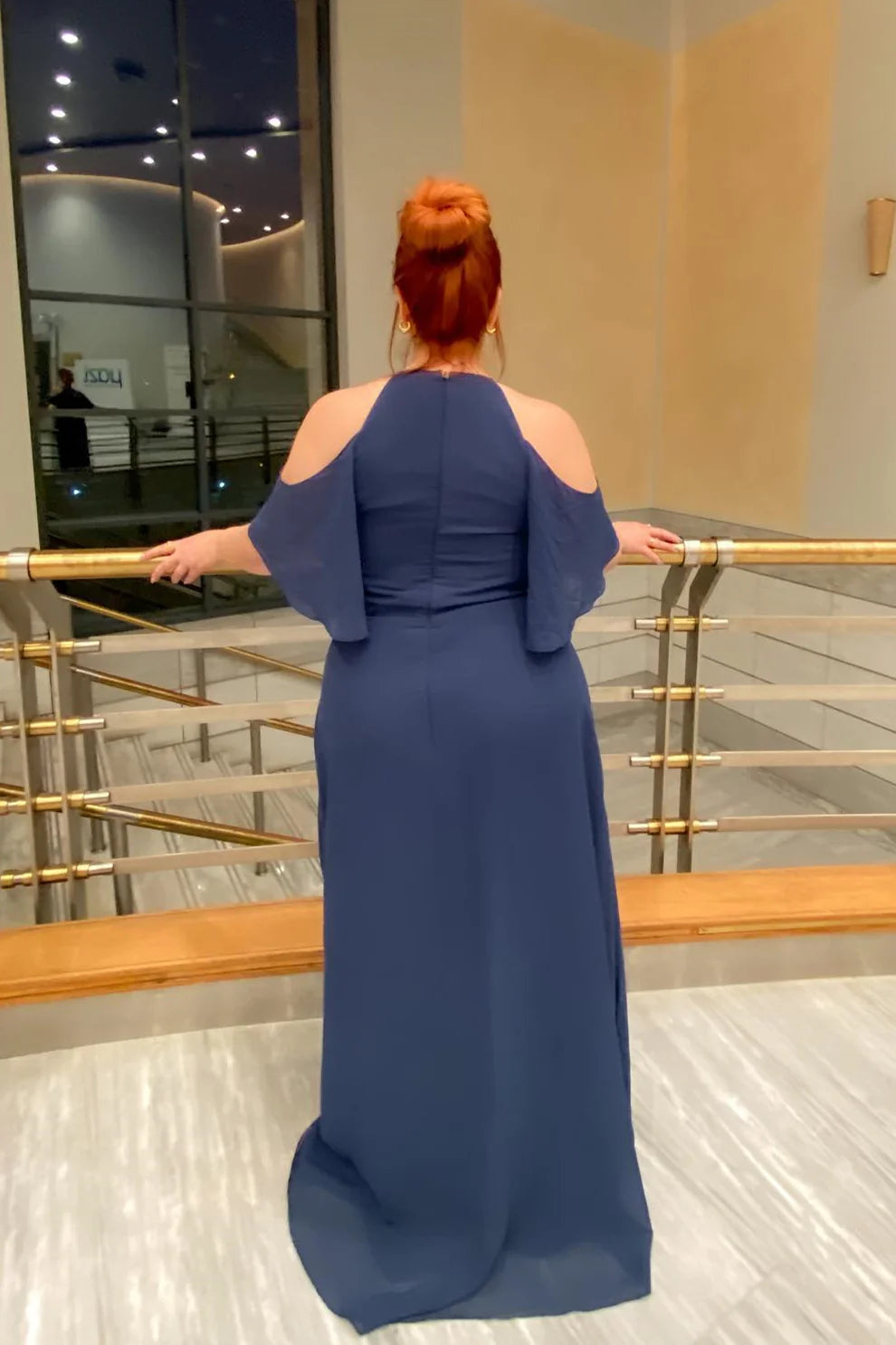 Off the Shoulder Navy Blue Keyhole Chiffon Bridesmaid Dress/Formal Women's Dresses