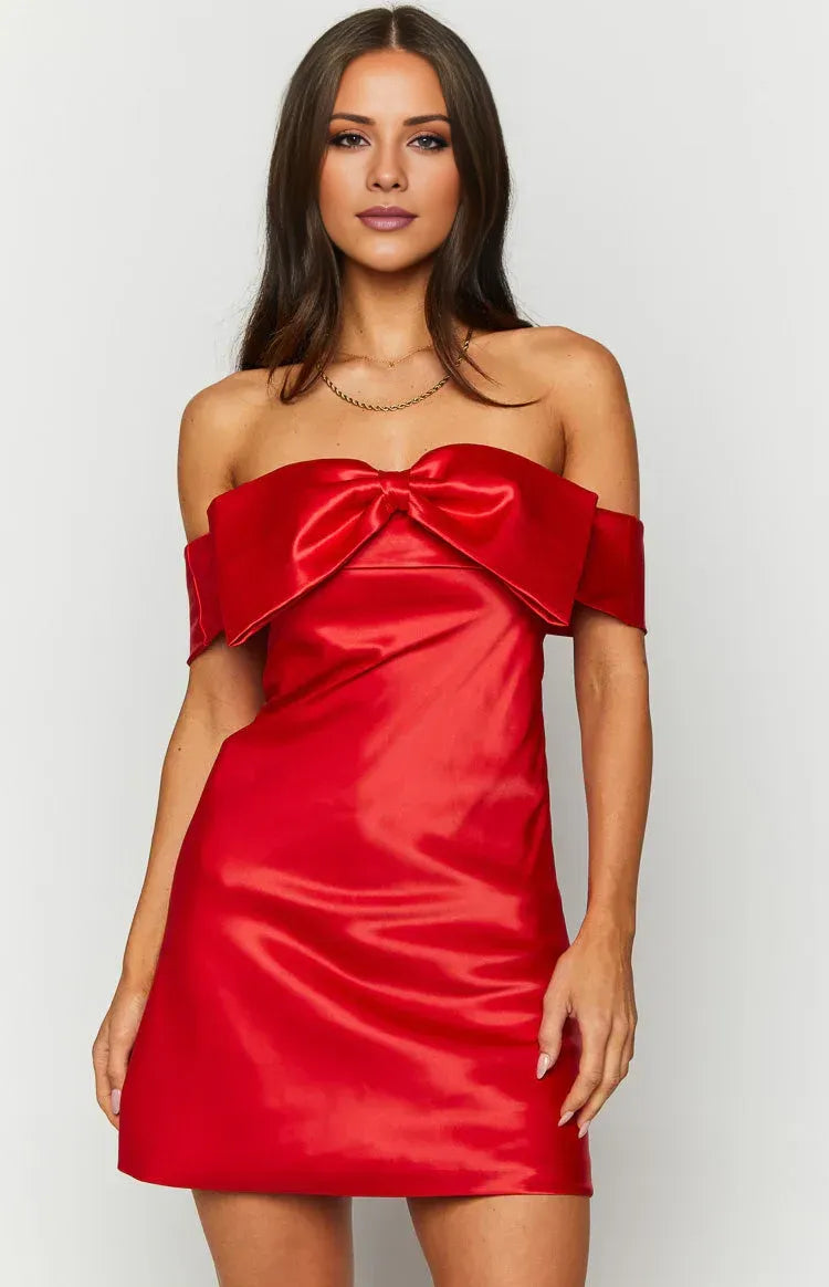 Off the Shoulder Sleeveless Satin Trendy Knee-Length Homecoming Party Dresses Backless Pleats Elegant Red Party Dresses for Women No Slit With Bow knot