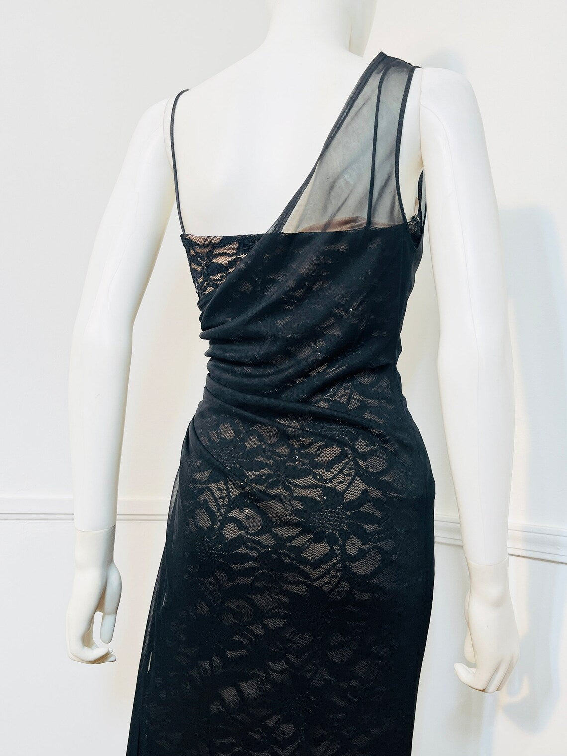 Vestido largo plisado de encaje negro sencillo con tirantes finos y un solo hombro, vestido de fiesta de sirena, vestido formal para mujer 