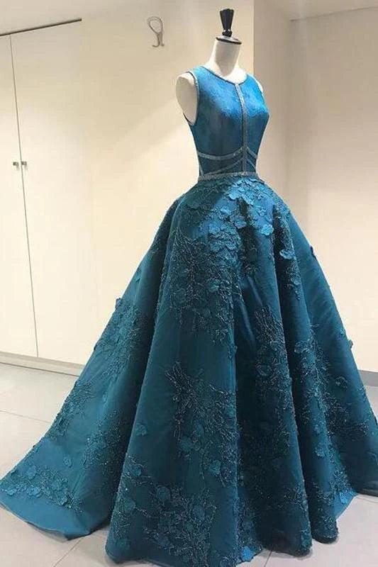 Weitese Formal Women's Dresses Vintage Lace Appliques Ball Gown Scoop Long Open Back with Pockets Prom Dresses Prom Dresses Stores