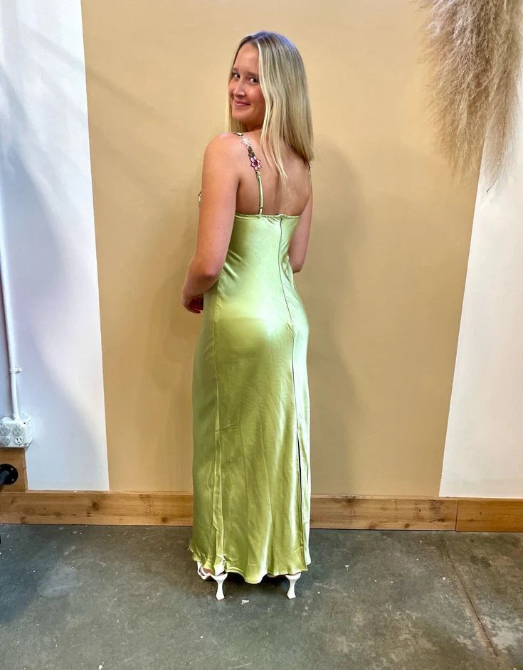 Weitese Formal Wear Dresses Green Spaghetti Straps Embroidery Long Party Dress Prom Dresses Shops Formal Women's Dresses