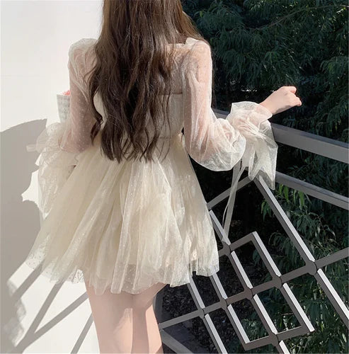 Robe de soirée trapèze à col haut et manches longues