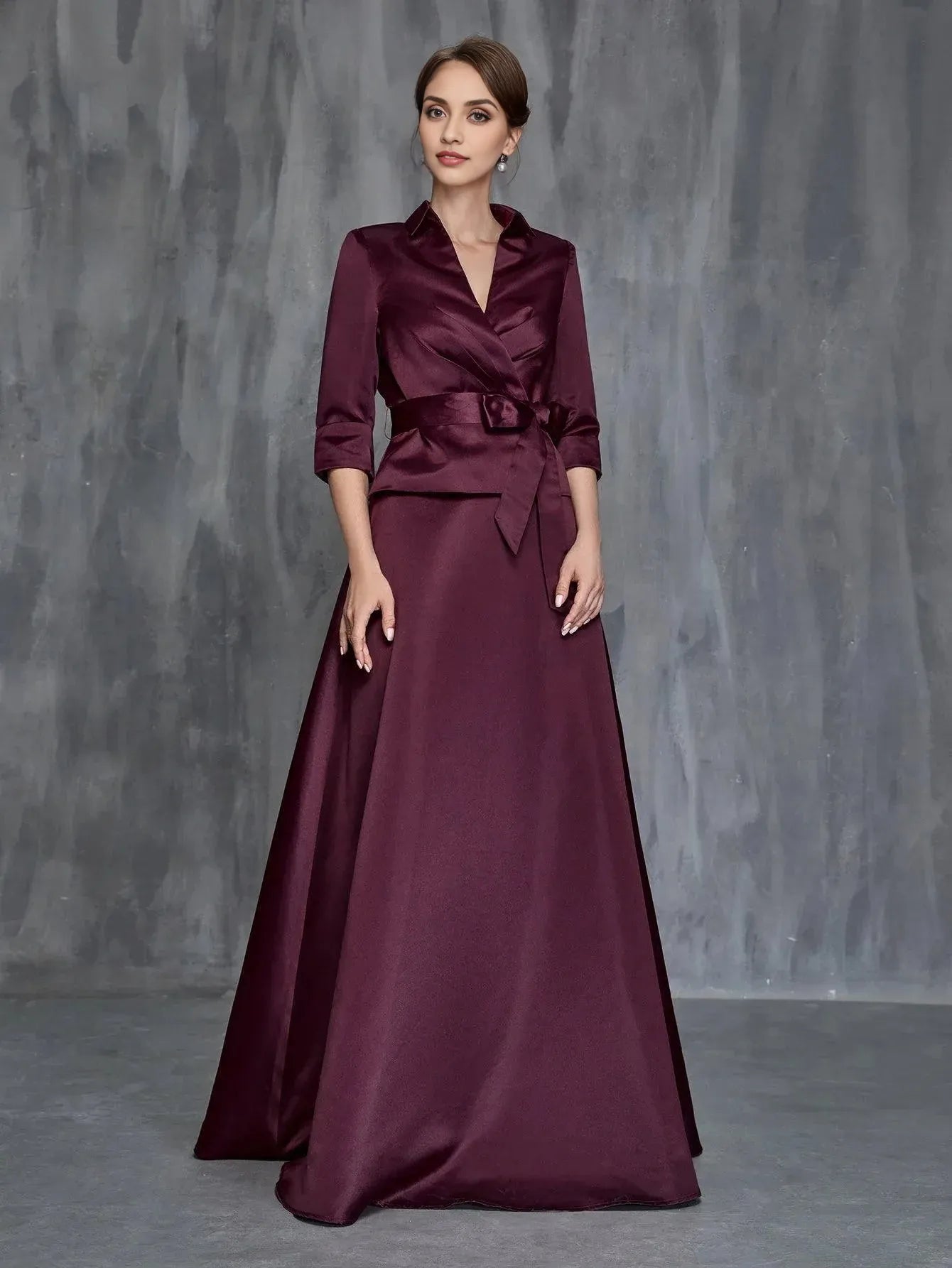 Pretty A-Line V Neck Long Sleeve Floor-Length Mother of the Bride Dress