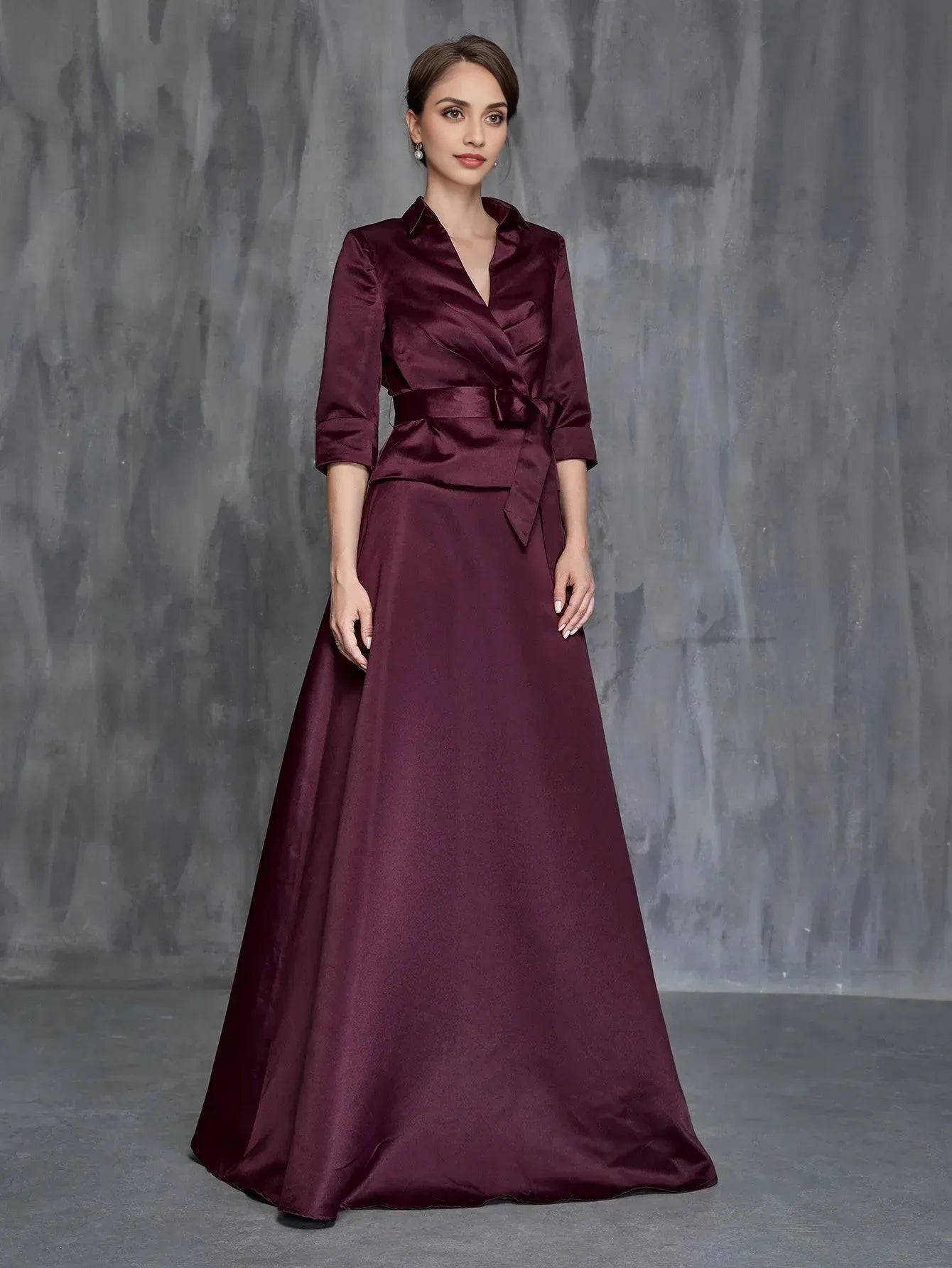 Pretty A-Line V Neck Long Sleeve Floor-Length Mother of the Bride Dress