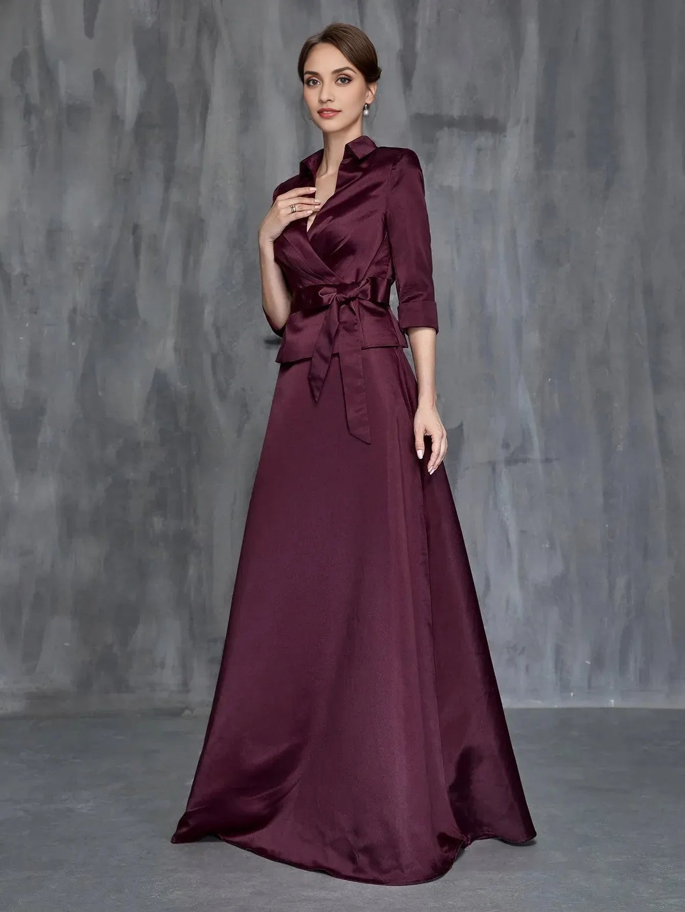 Pretty A-Line V Neck Long Sleeve Floor-Length Mother of the Bride Dress