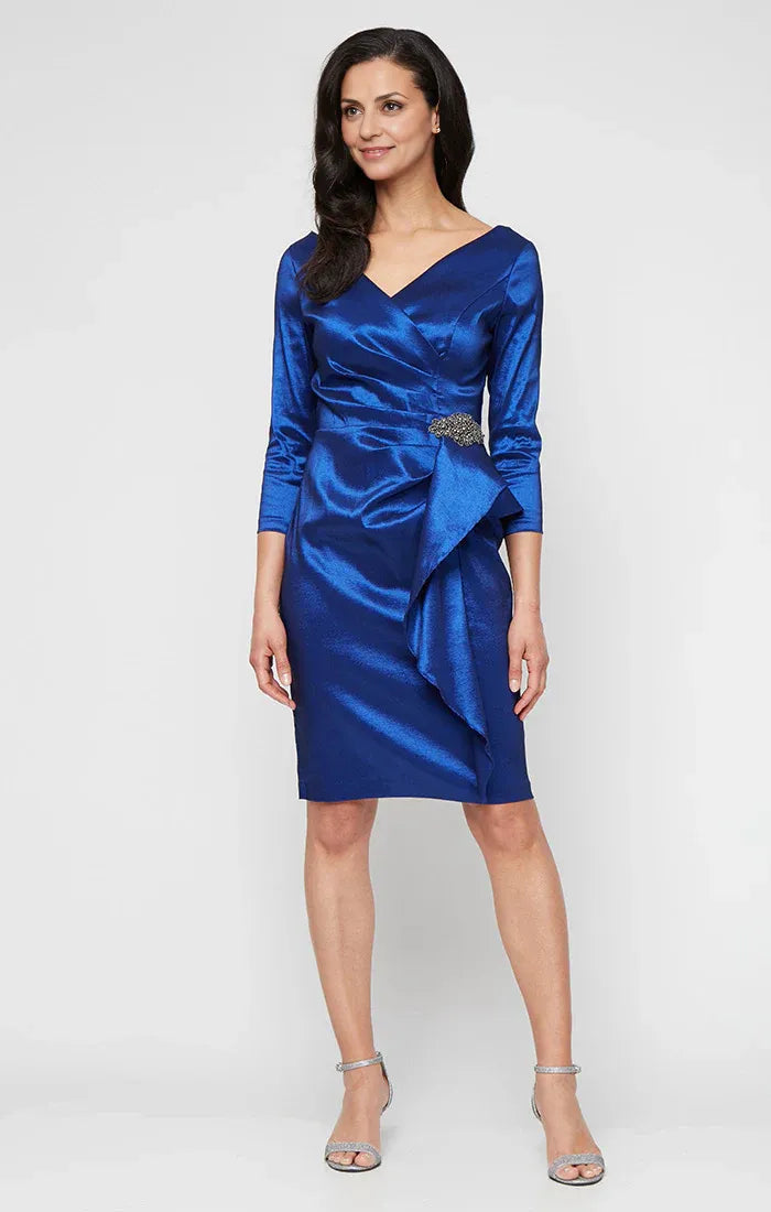 Pretty Sheath V Neck Long Sleeve Backless Knee-Length Mother of the Bride Dress