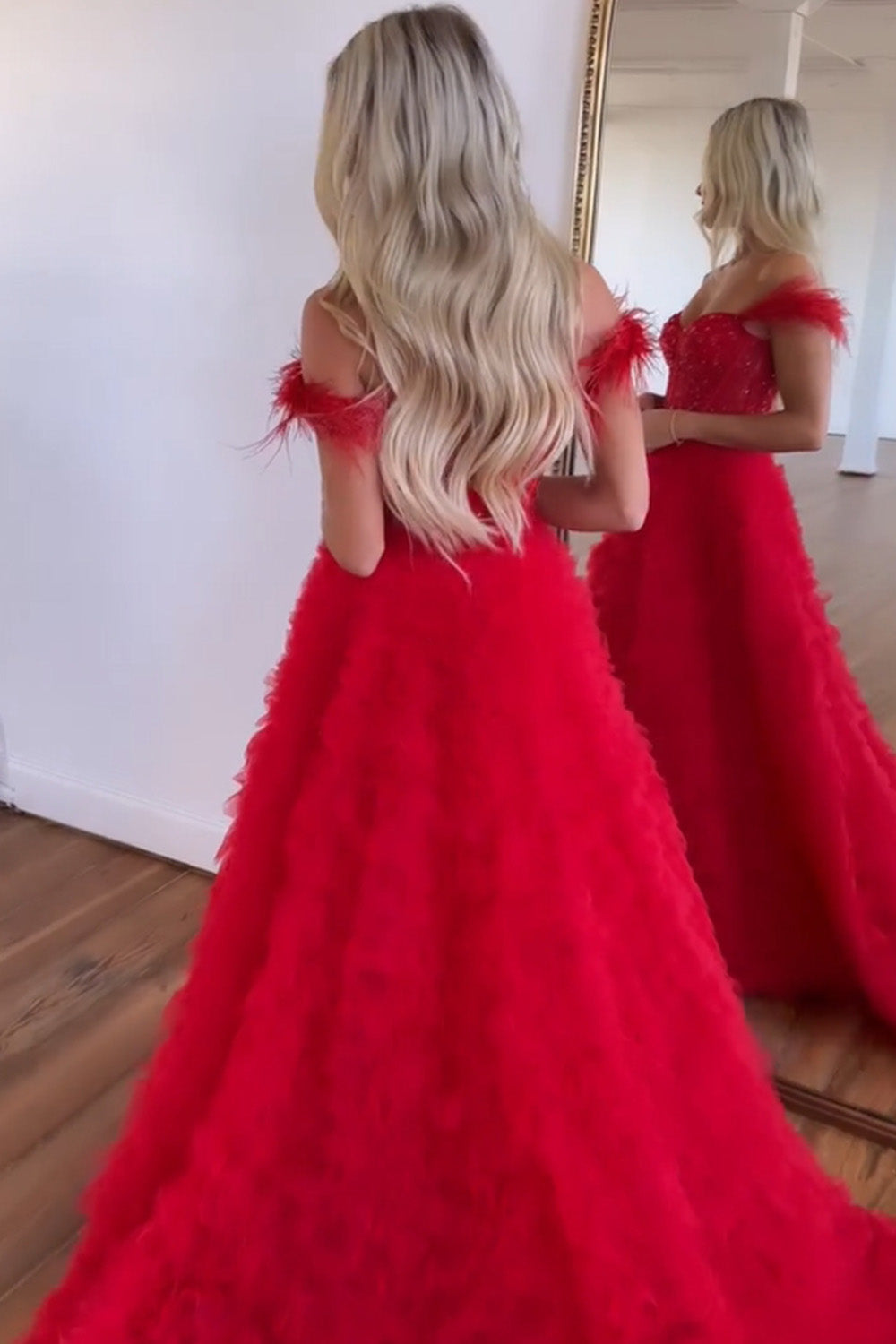 Weitese Stunning A-Line Feather Straps Long Ruffle Tulle Prom Dress With Split