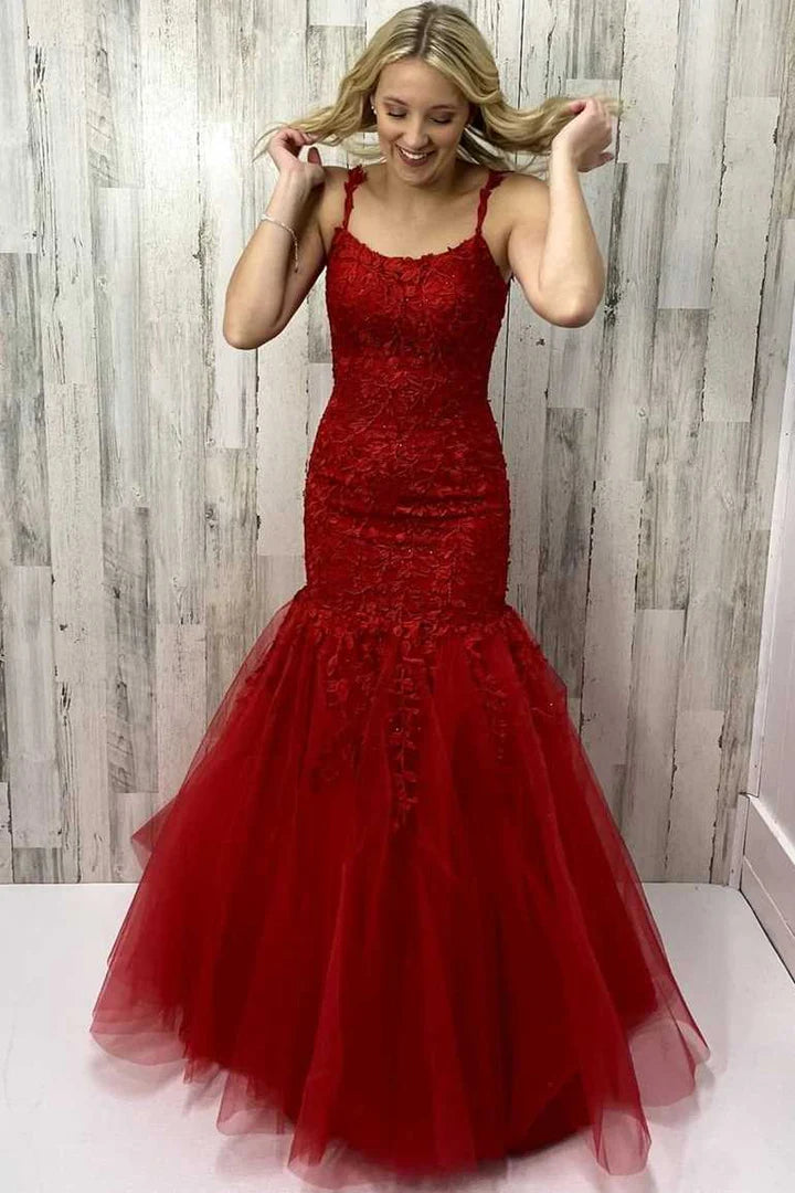 Backless Sleeveless Spaghetti Straps Round Neck Trumpet Long Prom Dress With Applique
