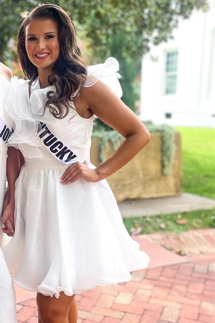 Robe de soirée courte à volants et coupe trapèze