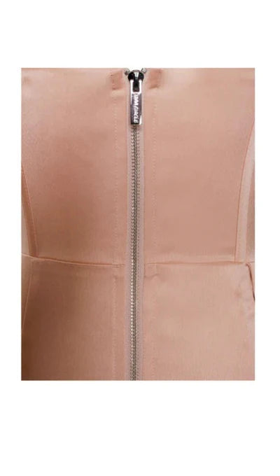 Robe de bal dos nu en satin