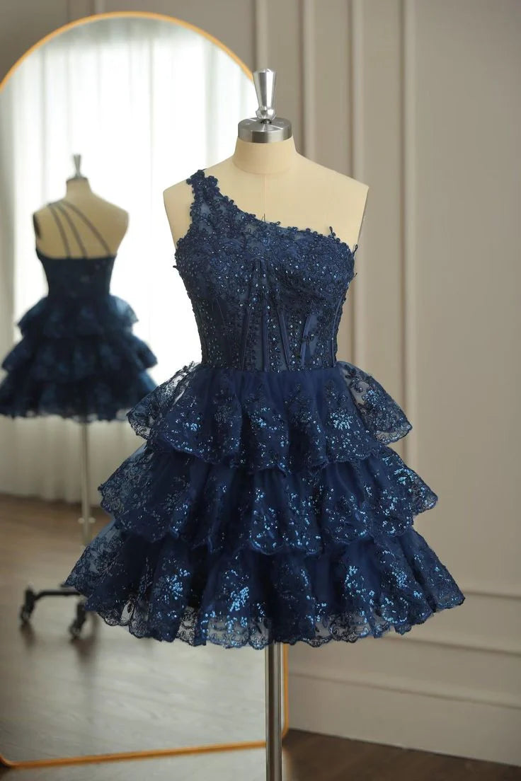 Robe de bal de fin d'année en tulle multicouche à une épaule avec appliques