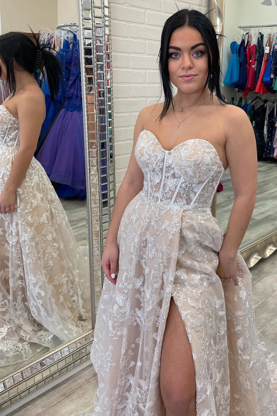 Sparkle Princess Bustier Lace Prom Dress With Puff Sleeve