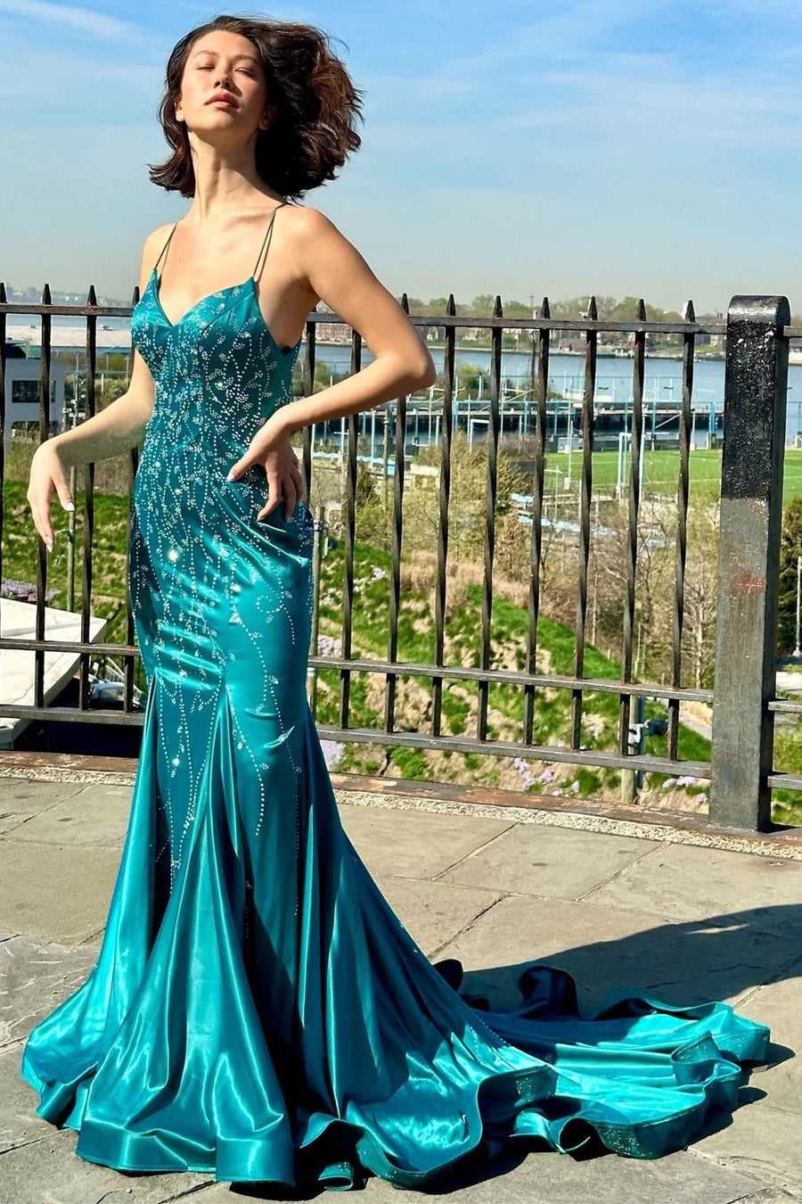 V-Neck Trumpet Long Prom  Dress