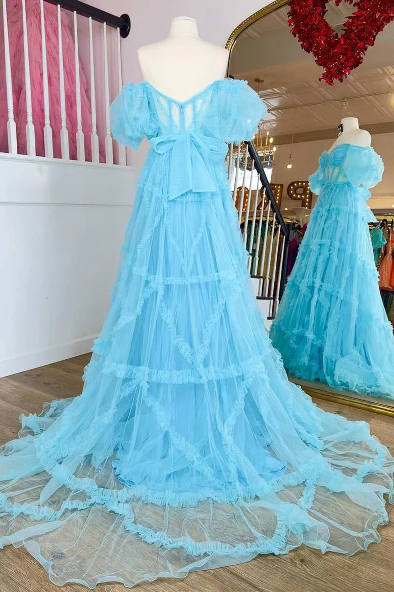 Robe de bal trapèze à volants transparents et manches bouffantes avec corset