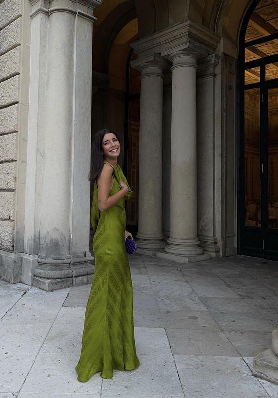 Weitese Formal Wear Dresses Green Backless Elegant Long Party Dress with Slit Prom Dresses Shops Formal Women's Dresses