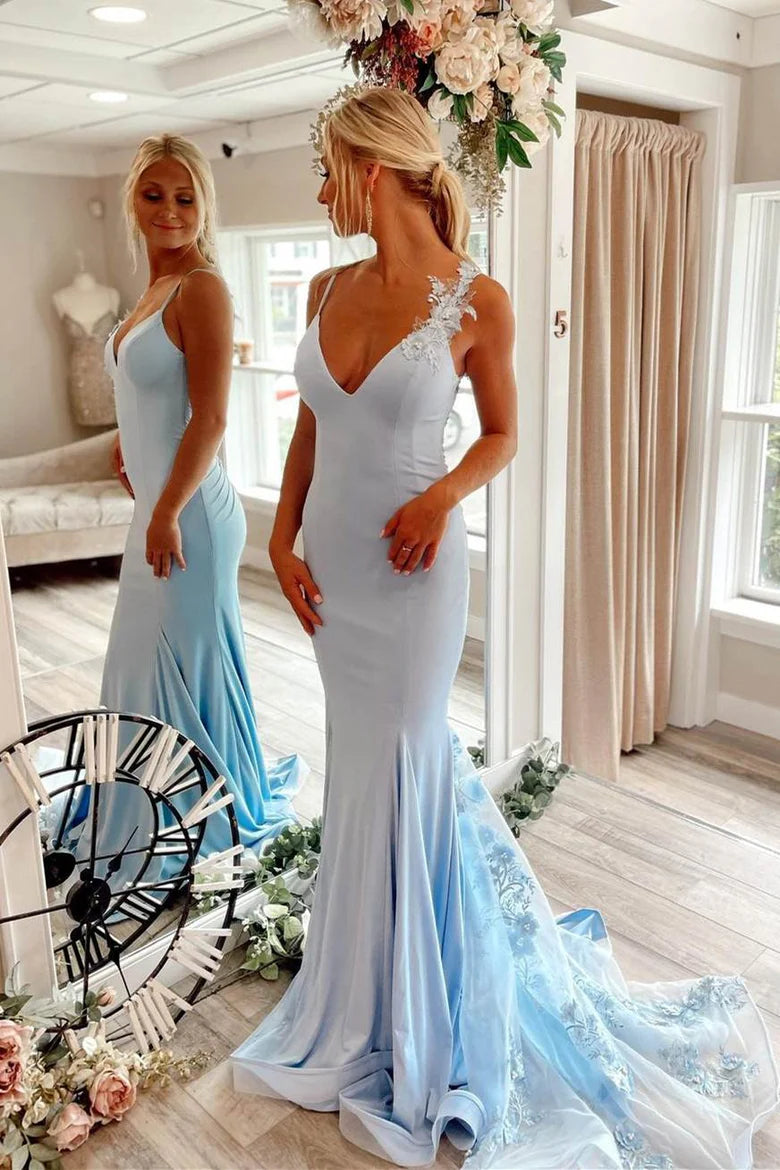 Trumpet Deep V Neck Long Prom Dress With Lace Train  ﻿