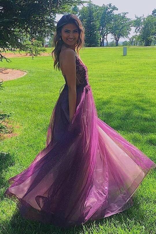 Robe de bal longue trapèze en tulle et appliques