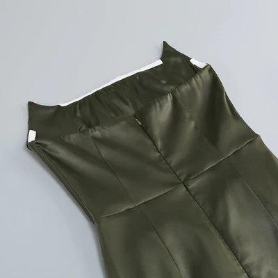 Vestido de fiesta largo de satén con abertura y sin tirantes y hombros descubiertos