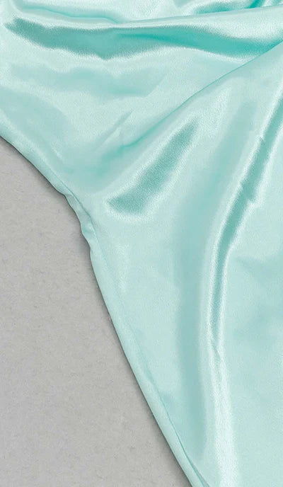 Vestido de fiesta de satén con cordones y escote en V profundo