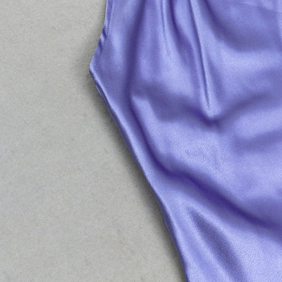 Vestido de fiesta de satén con cuello halter sin mangas