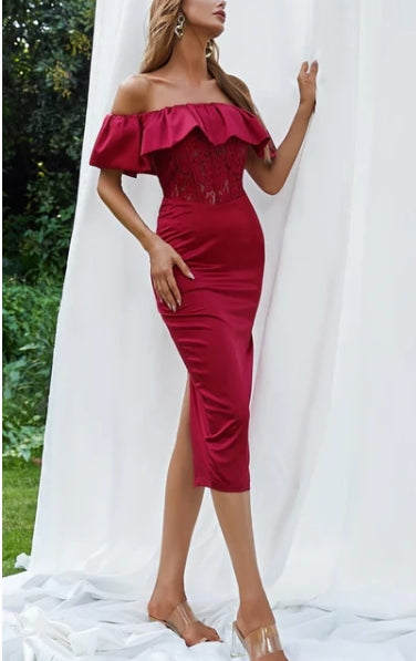 Sleeveless Off-the-Shoulder Lace Prom Dress With Back Slit