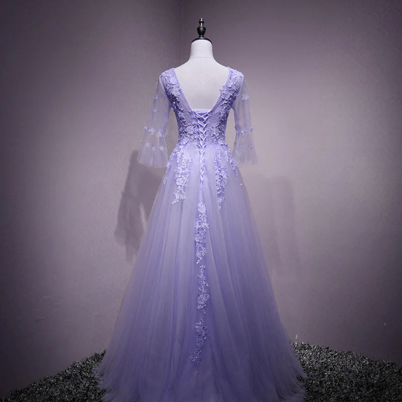 Robe trapèze longue en tulle et dentelle fleurie à manches courtes
