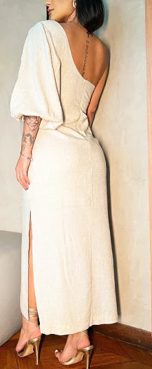 Robe de bal longue à une épaule et découpe trompette