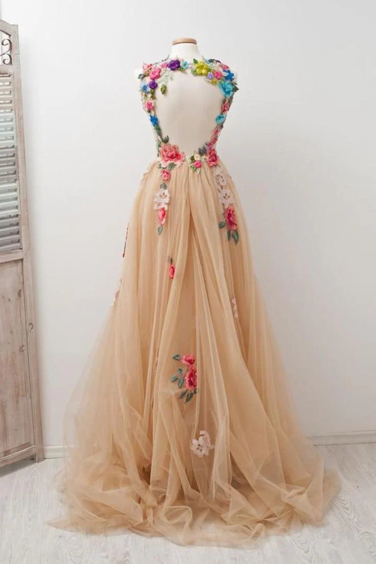 Lovely Open Back Tulle Elegant  Applique Prom Dress
