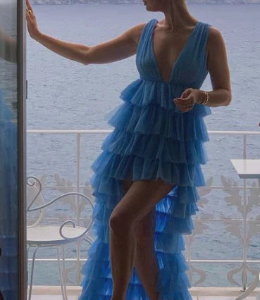 Robe de bal sexy coupe trapèze à col en V profond et coupe haute et basse